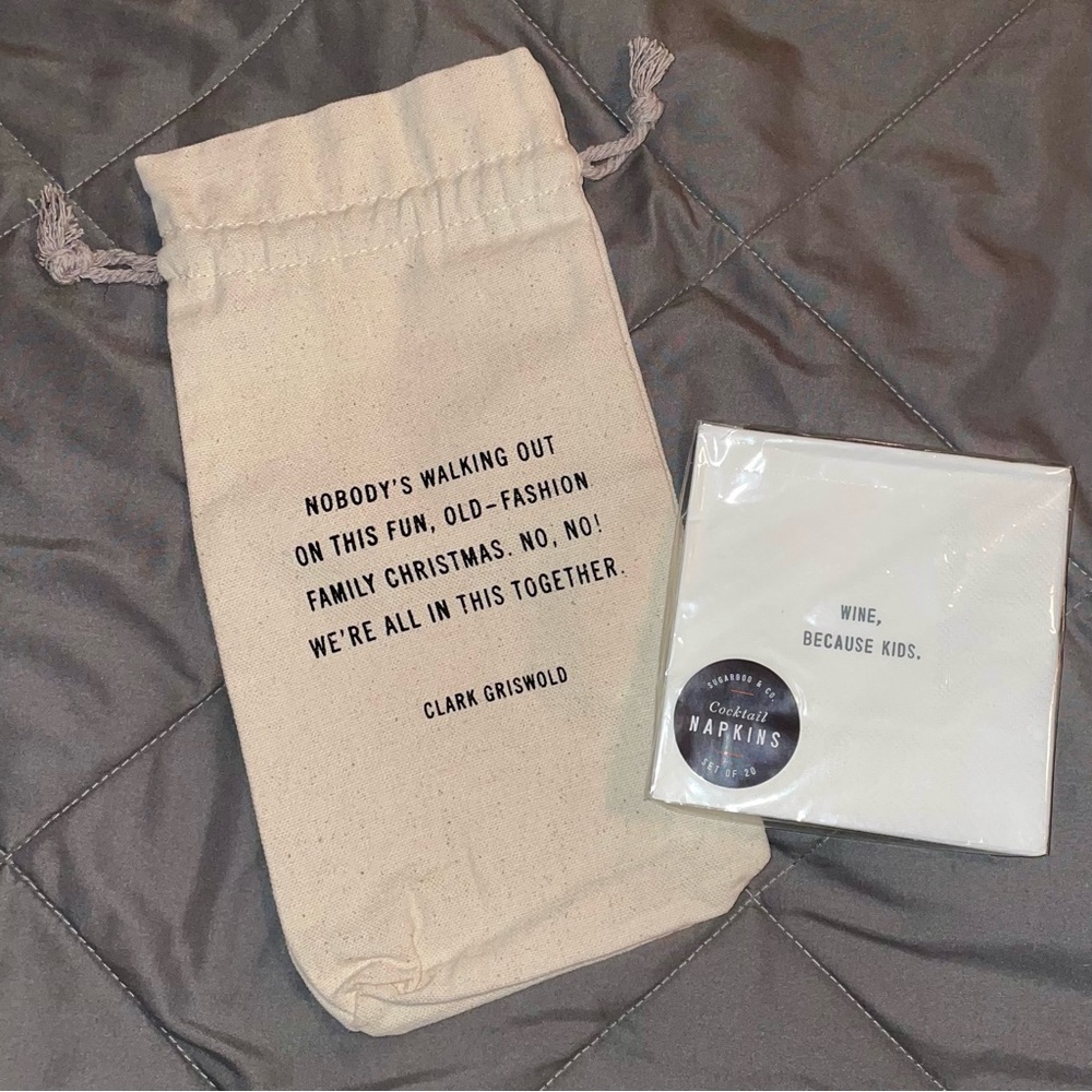 National Lampoon’s Christmas Vacation Wine Bag & Cocktail Napkins